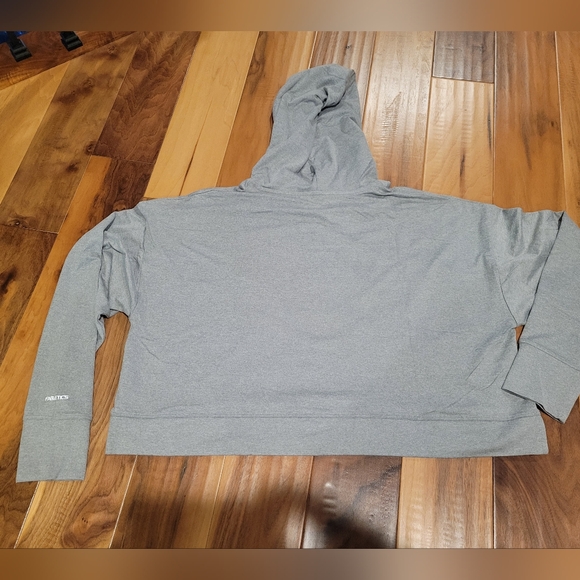 Fabletics Cloud Jersey Cropped Hoodie - Picture 9 of 9